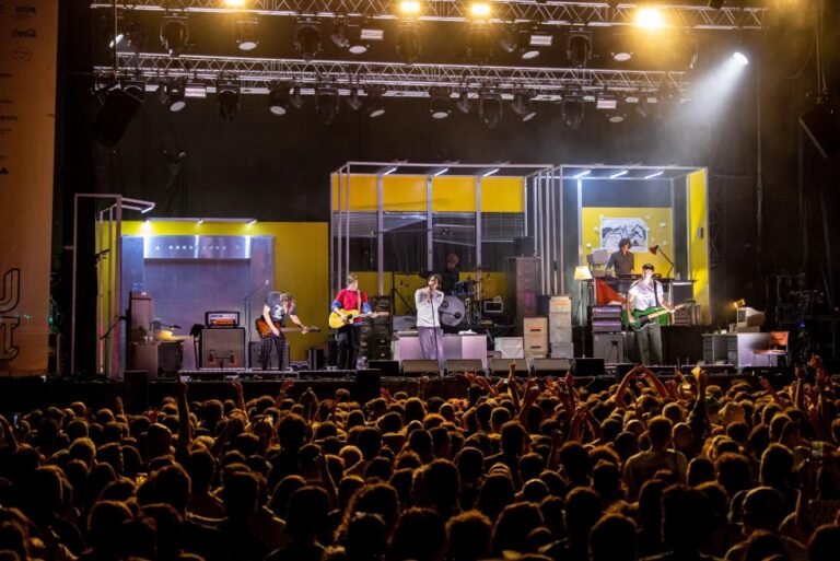 Carolina Durante trabaja en nuevos temas similares a su último disco, sin definir aún un álbum