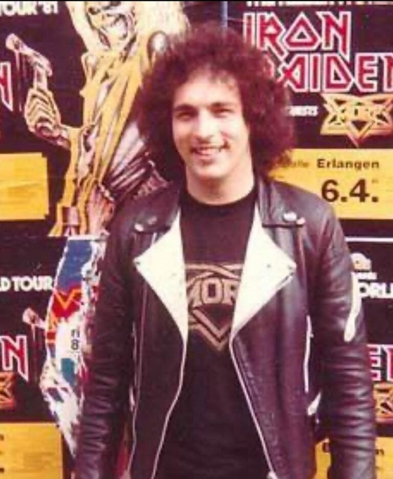 Fallece a los 69 años Paul Mario Day, vocalista original de Iron Maiden, dejando un legado musical