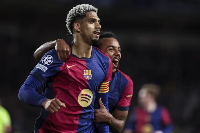 El principal desafío del Barça bajo Flick se centra en la falta de cohesión en el equipo.