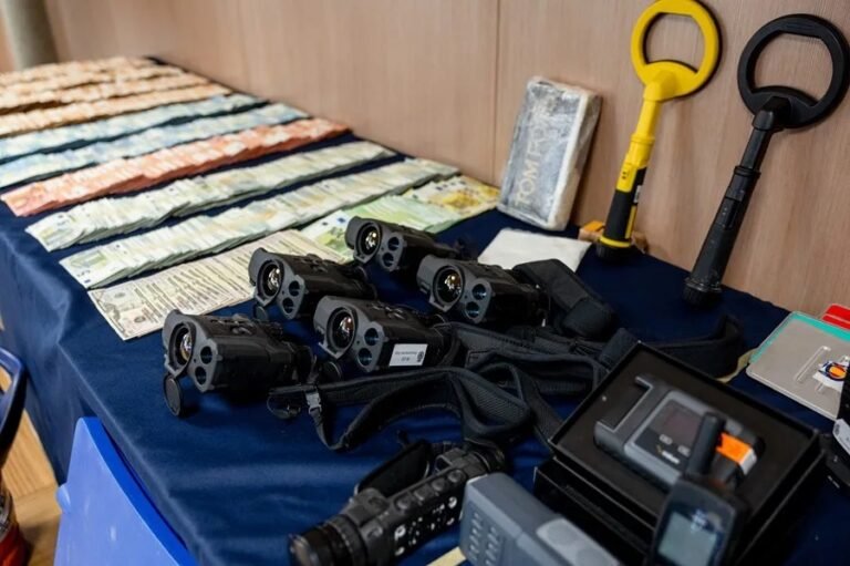 Material incautado en una operación contra el narcotráfico en España.