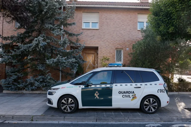 Detenida la madre del feto hallado muerto en Toledo junto a su pareja; la jueza eleva a 229 las