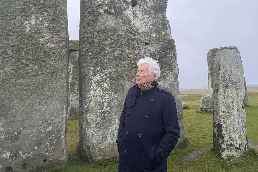 El escritor brit&aacute;nico Ken Follett, en una entrevista con EFE en Stonegenhe.