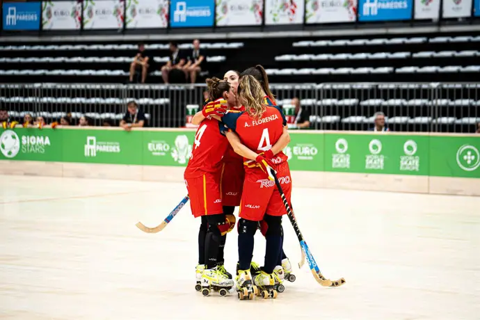 España arranca con fuerza el Europeo Femenino de hockey patines