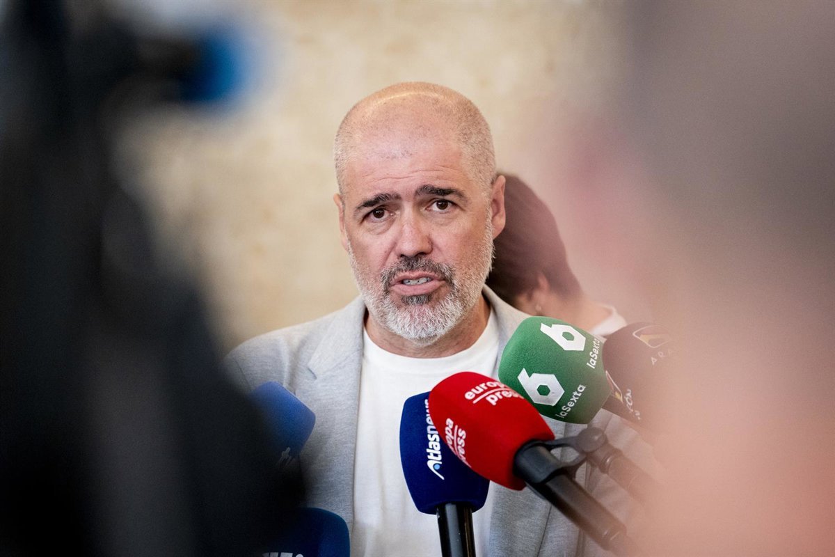 Sordo advierte que las tres derechas crearán un "problema político" por rechazar la reducción de