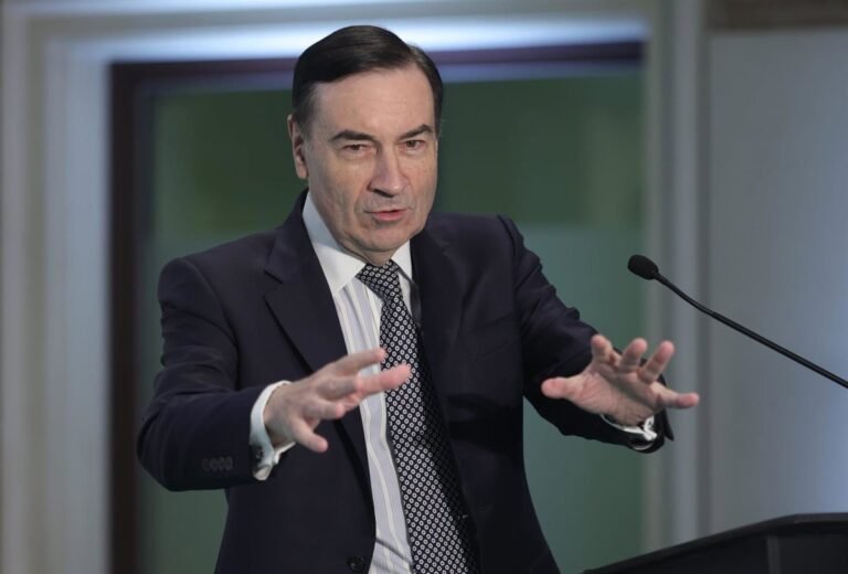 Un periodista que posee información relevante y veraz debe sentir la obligación de difundirla