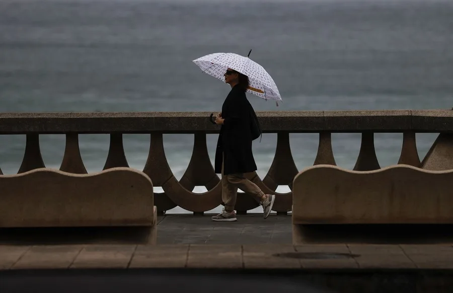 Nueva borrasca Benjamín traerá vientos intensos y olas de hasta 7 metros, el PP recurre al Supremo