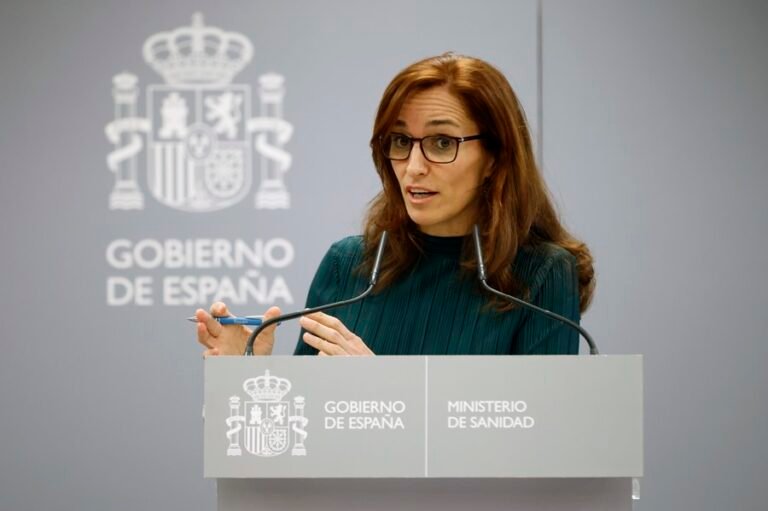 Mónica García critica al PP por ocultar datos de screening de cáncer que, según ella, son