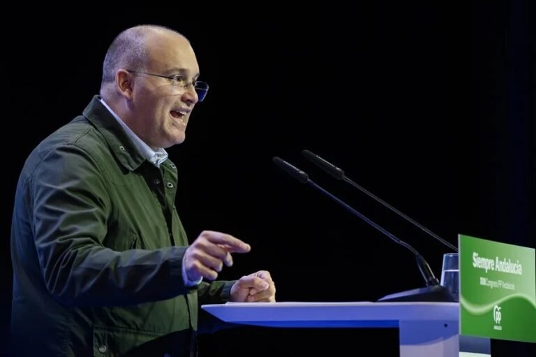 Tellado señala que el PSOE y Montero enfrentarán la ley, con el Gobierno negociando "voto a voto