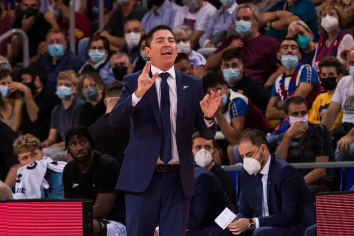 Xavi Pascual regresa al Barcelona y firma contrato hasta 2028 con el objetivo de triunfar