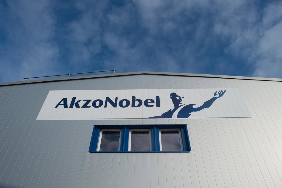 AkzoNobel se fusionará con Axalta en una empresa valorada en más de 21,5 mil millones
