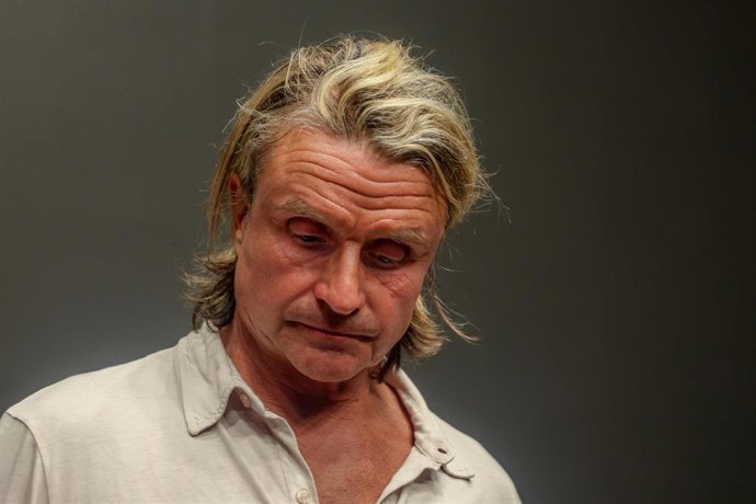 Archivo - El productor musical Nacho Cano ofrece declaraciones a los medios, a 9 de julio de 2024, en Madrid (Espa&ntilde;a). Nacho Cano ha atendido a los medios de comunicaci&oacute;n tras ser detenido por contratar presuntamente a inmigrantes irregulares para su musi