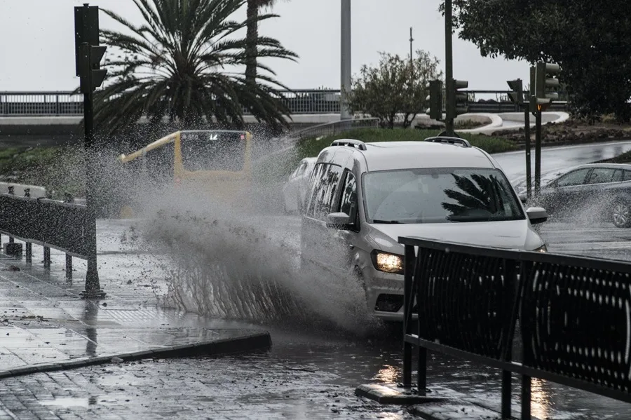Borrasca Emilia: alerta roja en Valencia y Andalucía por lluvias intensas y nieve en algunas