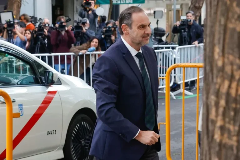 Ábalos envió a Aldama a Venezuela para ofrecer apoyo de empresas españolas a Guaidó. El PSOE