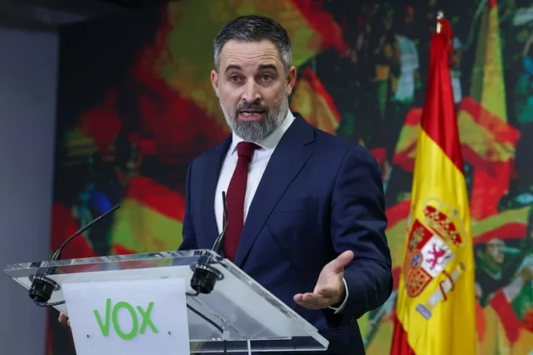 Abascal insta a Guardiola a definir sus pactos sin descartar un posible acuerdo en su Gobierno