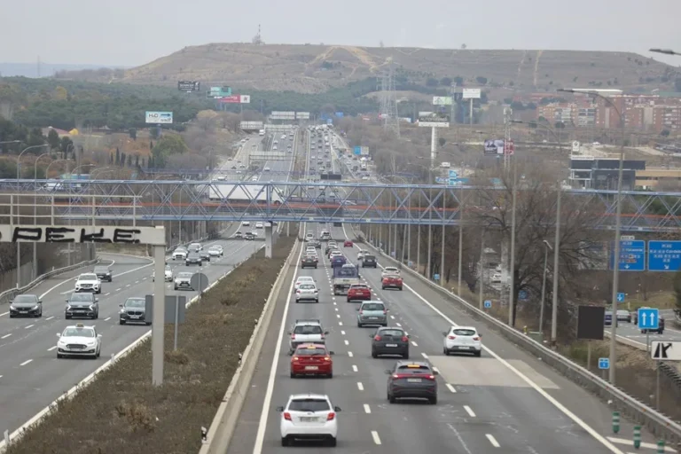 Varios siniestros y las inclemencias del tiempo dificultan las carreteras en Nochebuena, dice Calvet