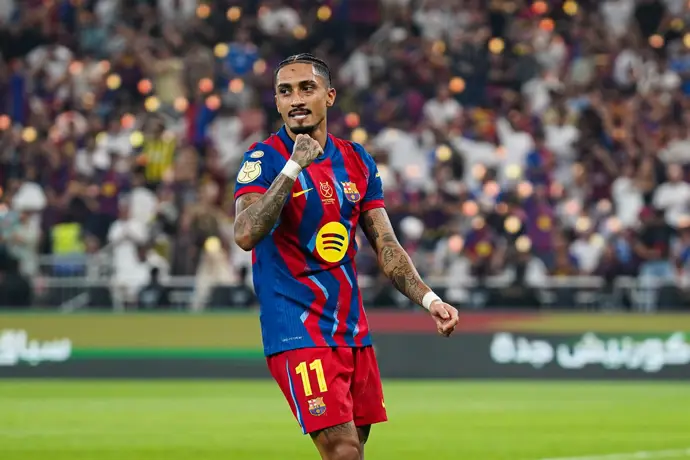 Raphinha se adueña del Clásico y se convierte en la pesadilla del Madrid en la Supercopa