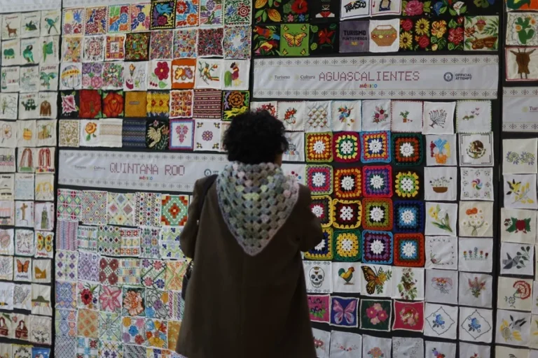 México destaca por la mayor exposición de bordados reconocida por el Récord Guinness