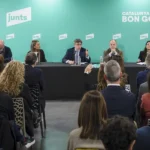 Puigdemont pide a Cataluña que reaccione ante su colapso y exige la destitución de la consellera