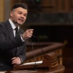 El portavoz de ERC en el Congreso, Gabriel Rufi&aacute;n, durante una sesi&oacute;n plenaria extraordinaria, en el Congreso de los Diputados, a 15 de enero de 2026, en Madrid (Espa&ntilde;a).