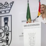 El PSOE y el Gobierno no contemplan la abstención en Extremadura para investir a Guardiola