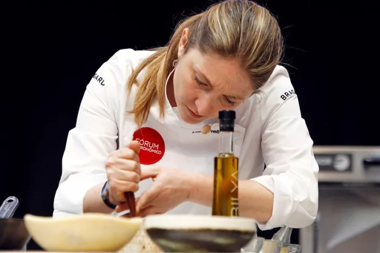 La Guía Repsol 2026 otorga tres nuevos Soles a A Tafona, Ramón Freixa Atelier y Voro