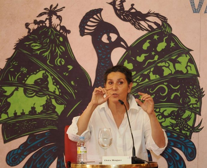 Archivo - La actriz vallisoletana Elvira M&iacute;nguez pone el foco en "lo m&aacute;s oscuro de la sociedad" en 'La sombra de la tierra'