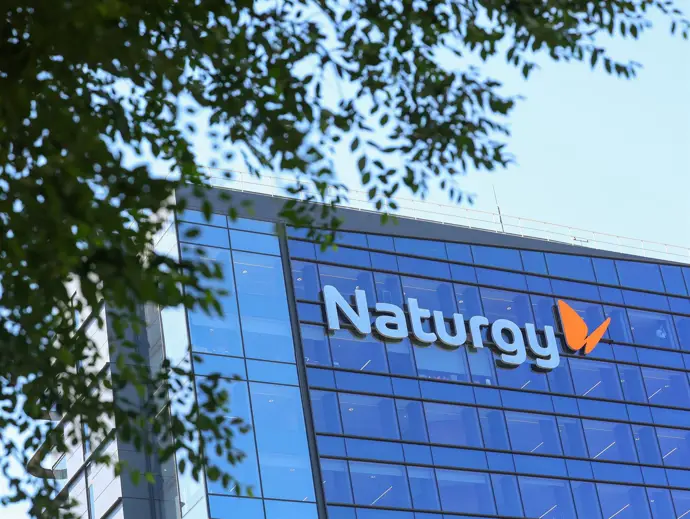 GIP (BlackRock) vende su 11,4% en Naturgy por 2.791 millones, aplicando un descuento del 5,6%