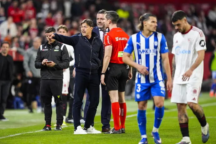 La pena impuesta a Matías Almeyda se reduce a cinco encuentros de sanción.