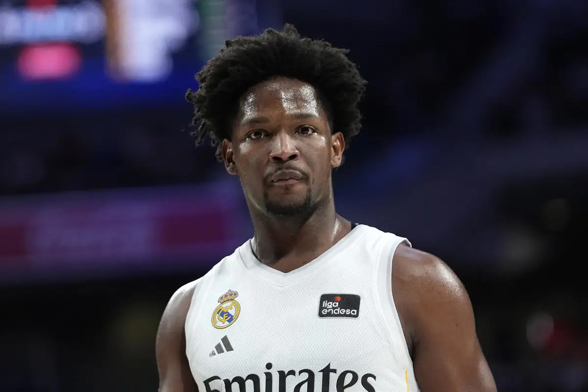 Feliz mantiene el triunfo del Real Madrid en Girona, mientras el colista Granada aún conserva