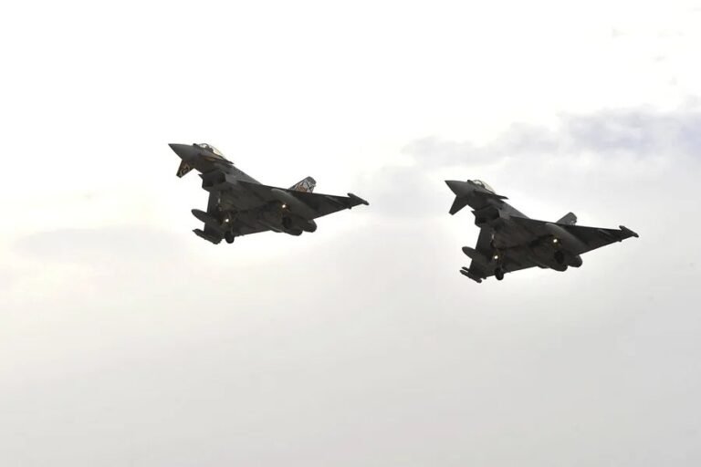 Dos Eurofighter