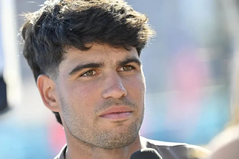 Alcaraz comienza su gira sobre tierra defendiendo el título y el número uno en Montecarlo