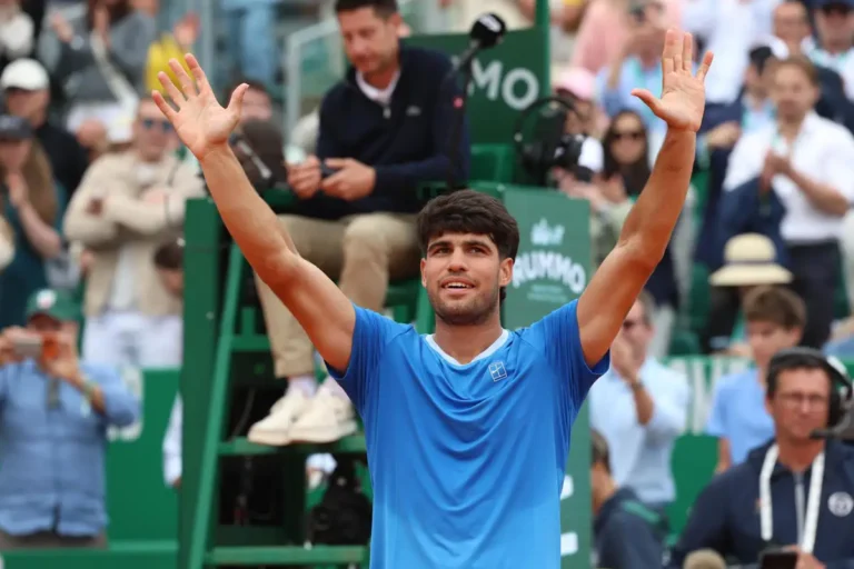 Alcaraz se impone a Vacherot y enfrenta a Sinner en otra emocionante final en Montecarlo