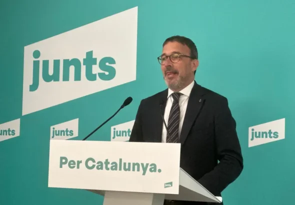 Junts pide a Urtasun que se oponga al traslado de las pinturas de Sijena, como hizo con el Guernica